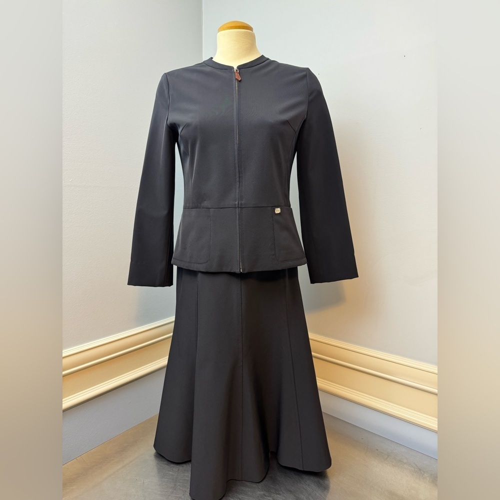 Botticelli 2 piece business suit